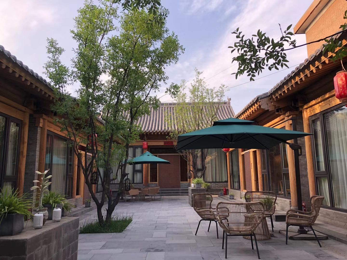 新中式四合院.jpg